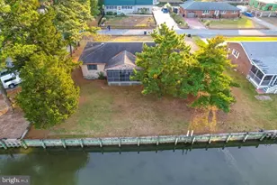 5105 Richardson St, Chincoteague Island, VA 23336 - Photo 3
