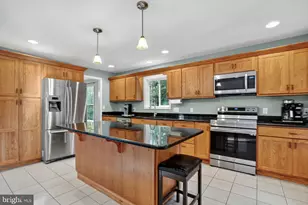 37420 Driftwood Dr, Greenbackville, VA 23356 - Photo 9