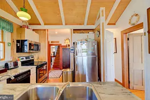 5174 Winder Ln, Chincoteague Island, VA 23336 - Photo 21