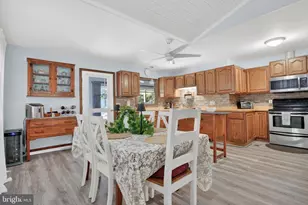 3190 Amidship Dr, Greenbackville, VA 23356 - Photo 11