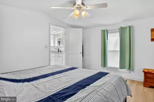 33238 Evergreen Dr, New Church, VA 23415 - Photo 17