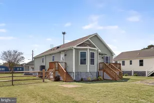 3220 Ridge Rd, Chincoteague Island, VA 23336 - Photo 3