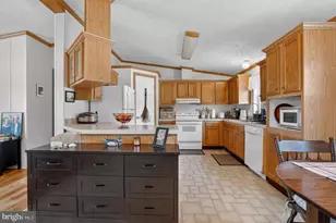 8024 Hickman Farm Rd, Wallops Island, VA 23337 - Photo 11