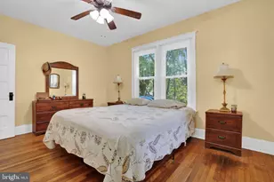 24222 Catherine St, Parksley, VA 23421 - Photo 17