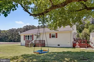 18519 Big Rd, Parksley, VA 23421 - Photo 3