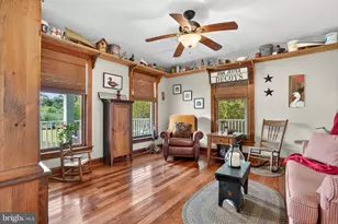5141 Fish Ln, Chincoteague Island, VA 23336 - Photo 15