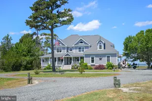 5141 Fish Ln, Chincoteague Island, VA 23336 - Photo 5