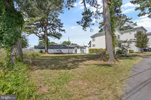5138 Serenity Ln, Chincoteague Island, VA 23336 - Photo 37