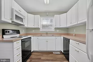 5138 Serenity Ln, Chincoteague Island, VA 23336 - Photo 15