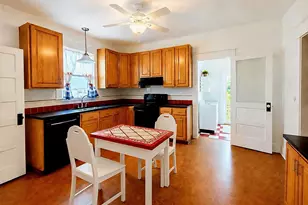 8 South St, Wachapreague, VA 23480 - Photo 19