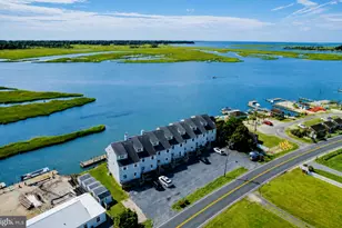 7550 East Side Rd, Chincoteague Island, VA 23336 - Photo 5