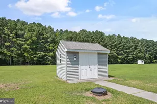 23026 Stone House Rd, Onley, VA 23418 - Photo 37