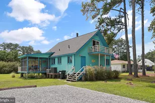 5320 Cedar Dr, Chincoteague, VA 23336 - Photo 3
