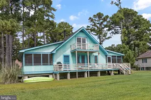 5320 Cedar Dr, Chincoteague, VA 23336 - Photo 9