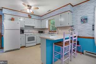 37178 Buoy Ct, Greenbackville, VA 23356 - Photo 11