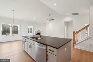 161 Logan Wy, Tappahannock, VA 22560 - Photo 3