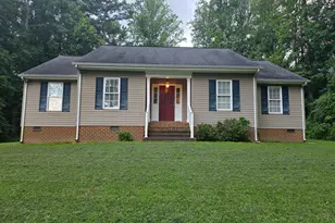 416 Berry Hill Rd, Tappahannock, VA 22560 - Photo 1