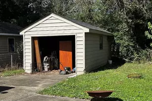 801 Cralle Ave, Tappahannock, VA 22560 - Photo 3