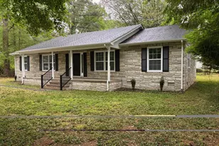 192 E Banbury Rd, Tappahannock, VA 22560 - Photo 3