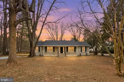 192 E Banbury Road, Tappahannock, VA 22560 - Photo 1