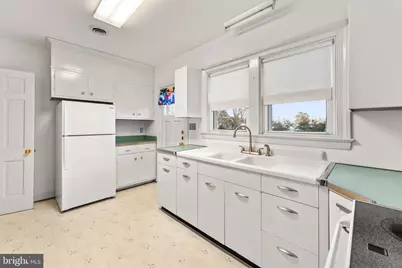 501 Essex Street, Tappahannock, VA 22560 - Photo 5