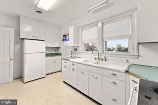 501 Essex St, Tappahannock, VA 22560 - Photo 5