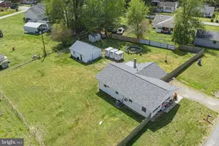 144 Cedar Dr, Dunnsville, VA 22454 - Photo 3