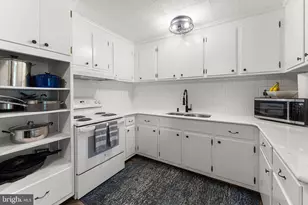 144 Cedar Dr, Dunnsville, VA 22454 - Photo 5