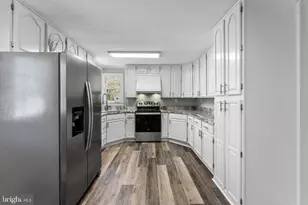 1218 Cheaneys Bridge Rd, Dunnsville, VA 22454 - Photo 7