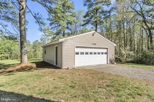 1218 Cheaneys Bridge Rd, Dunnsville, VA 22454 - Photo 23