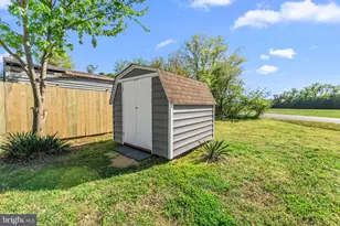 166 Rouzie Dr, Tappahannock, VA 22560 - Photo 21