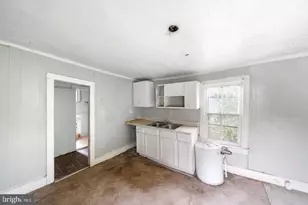 436 Duke St, Tappahannock, VA 22560 - Photo 11