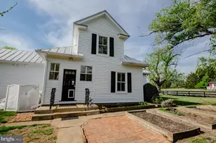 575 Perkins Rd, Kents Store, VA 23084 - Photo 15