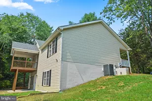 742 Albevanna Spring Rd, Scottsville, VA 24590 - Photo 7