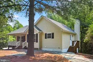 742 Albevanna Spring Rd, Scottsville, VA 24590 - Photo 3