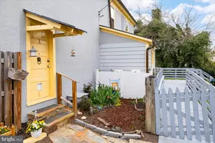 8387 W Main St, Marshall, VA 20115 - Photo 17