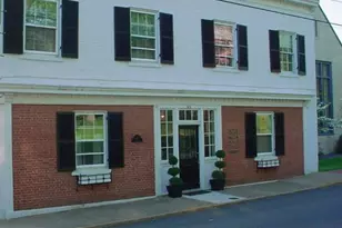 65 Culpeper St, Warrenton, VA 20186 - Photo 1