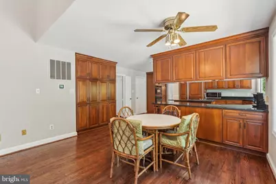 7708 Castlebury Court, Warrenton, VA 20186 - Photo 11