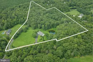 5323 Greatmeade Ln, Sumerduck, VA 22742 - Photo 1