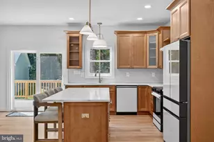 9653 Woodbrook Ln, Midland, VA 22728 - Photo 13