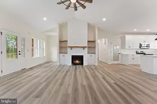 13075 Blackwood Forest Dr, Goldvein, VA 22720 - Photo 7