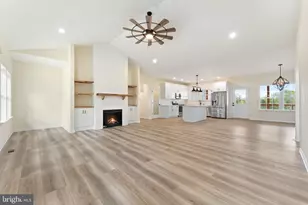 13075 Blackwood Forest Dr, Goldvein, VA 22720 - Photo 5