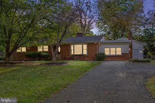 6741 Maxwell Ave, Warrenton, VA 20187 - Photo 3