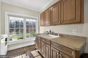 8485 Rogues Rd, Warrenton, VA 20187 - Photo 23