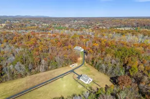 8485 Rogues Rd, Warrenton, VA 20187 - Photo 109