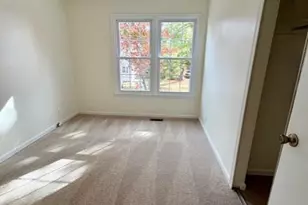 748 Cherry Tree Ln, Warrenton, VA 20186 - Photo 17