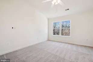 796 Col Edmonds Ct, Warrenton, VA 20186 - Photo 33