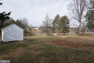 7212 Princess Anne Ct, Warrenton, VA 20187 - Photo 49