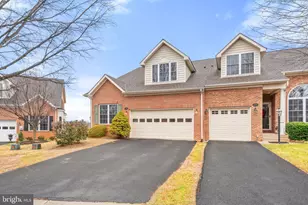 224 N View Cir, Warrenton, VA 20186 - Photo 5