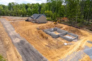 5306 Gray Meadow Ct, Warrenton, VA 20187 - Photo 3